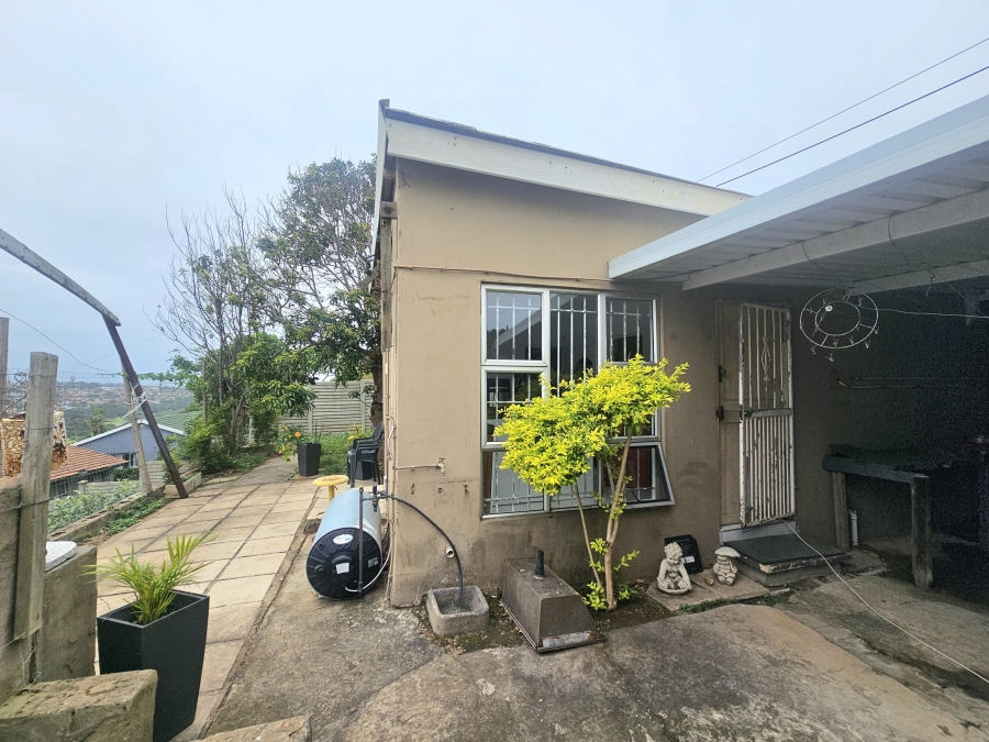 To Let 1 Bedroom Property for Rent in Brighton Beach KwaZulu-Natal
