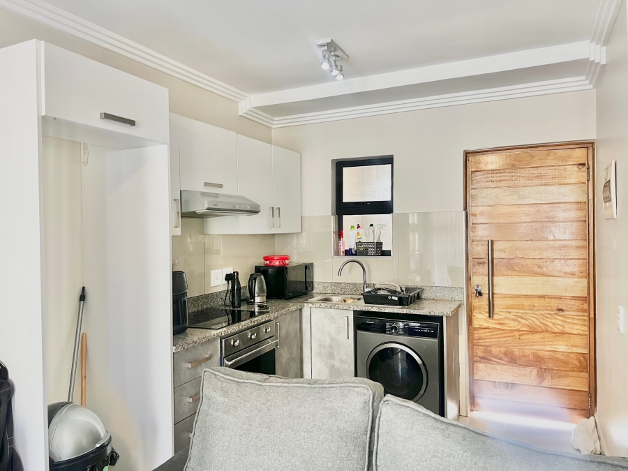 2 Bedroom Property for Sale in Umhlanga KwaZulu-Natal