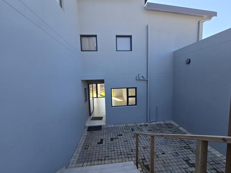 2 Bedroom Property for Sale in Shakas Rock KwaZulu-Natal