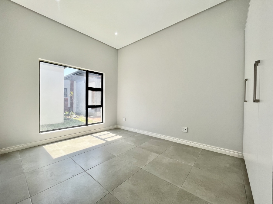 To Let 3 Bedroom Property for Rent in Palm Lakes Estate KwaZulu-Natal