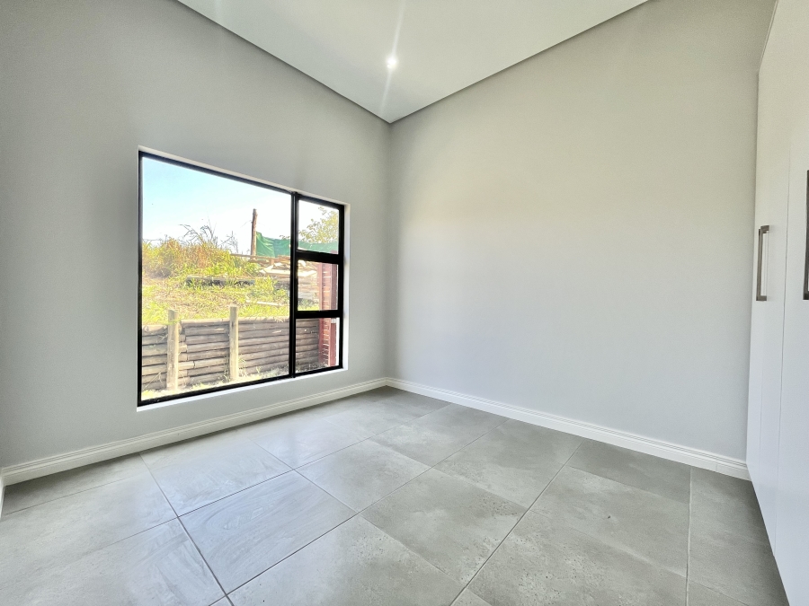 To Let 3 Bedroom Property for Rent in Palm Lakes Estate KwaZulu-Natal