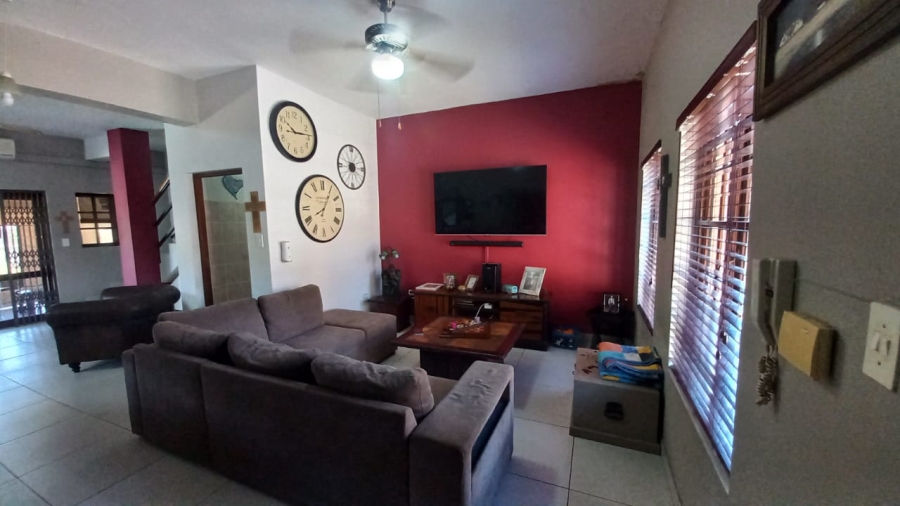To Let 3 Bedroom Property for Rent in Meer En See KwaZulu-Natal