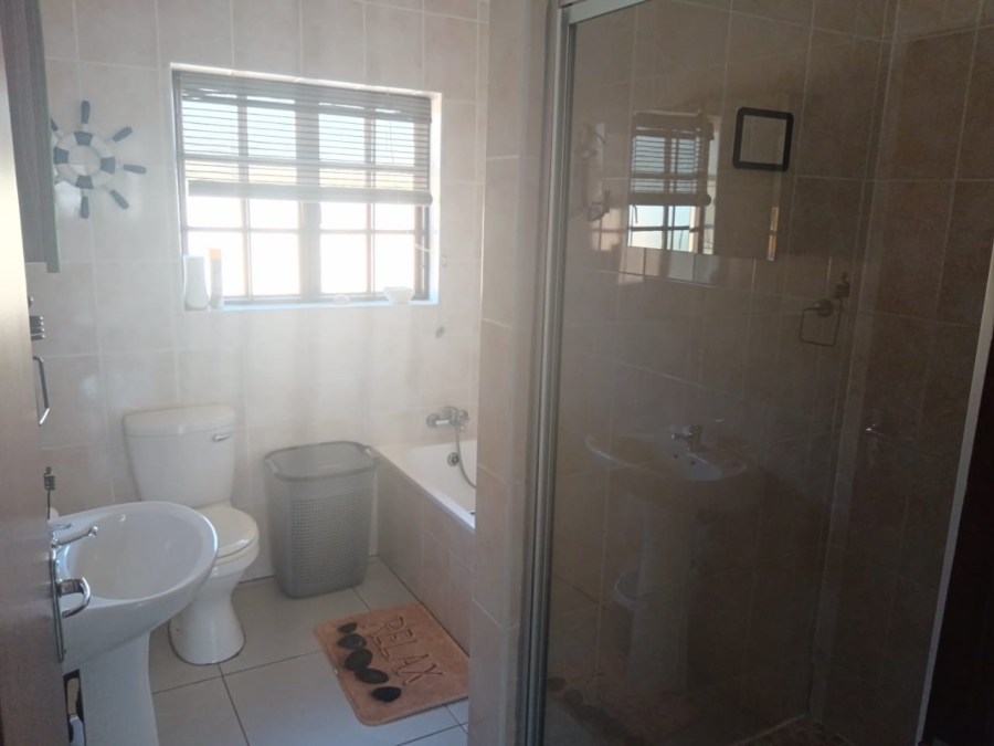 To Let 3 Bedroom Property for Rent in Meer En See KwaZulu-Natal