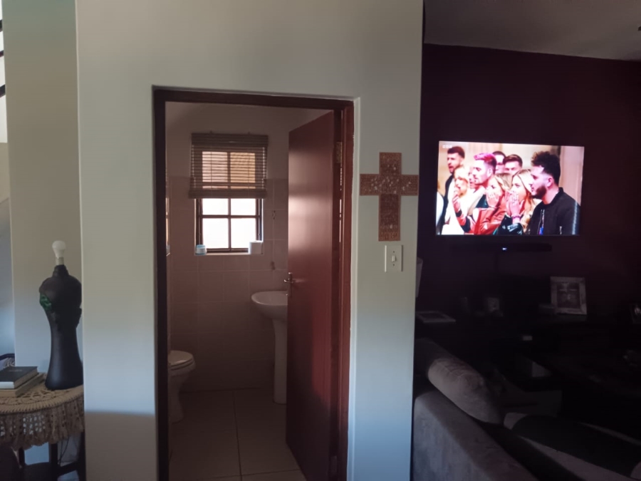 To Let 3 Bedroom Property for Rent in Meer En See KwaZulu-Natal