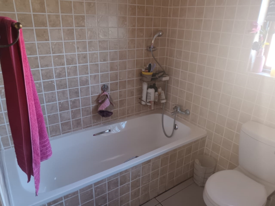 To Let 3 Bedroom Property for Rent in Meer En See KwaZulu-Natal