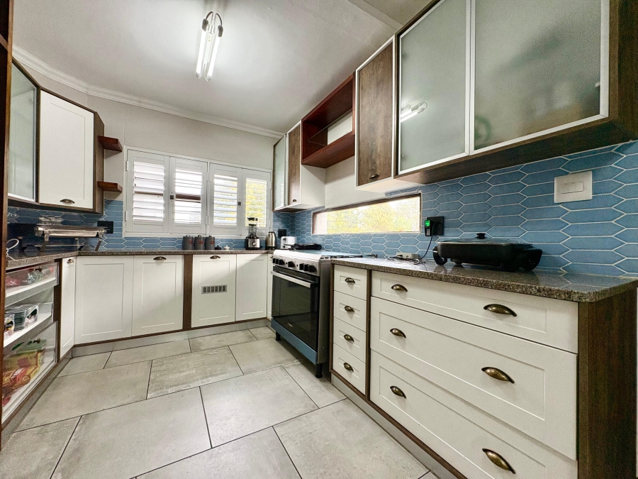 6 Bedroom Property for Sale in Umhlanga KwaZulu-Natal