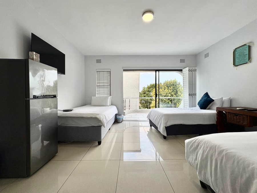 6 Bedroom Property for Sale in Umhlanga KwaZulu-Natal