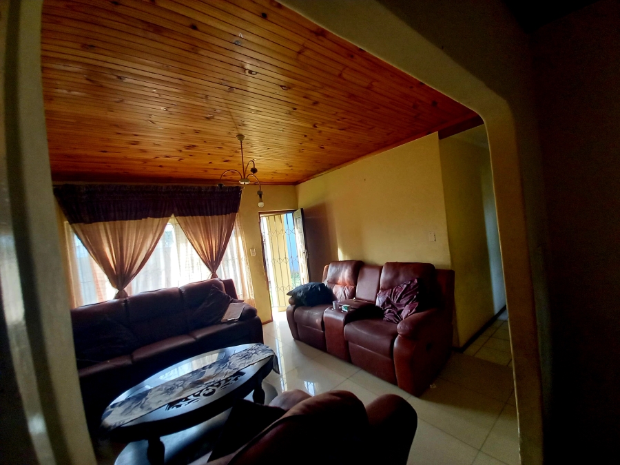3 Bedroom Property for Sale in Esikhawini KwaZulu-Natal