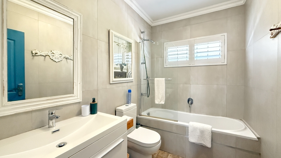 3 Bedroom Property for Sale in Willard Beach KwaZulu-Natal