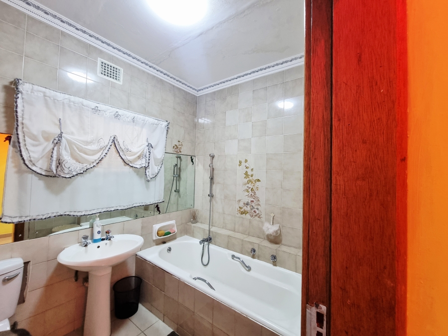 4 Bedroom Property for Sale in Grantham Park KwaZulu-Natal