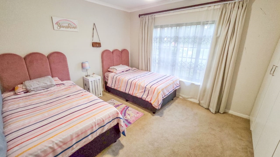 3 Bedroom Property for Sale in Chase Valley KwaZulu-Natal