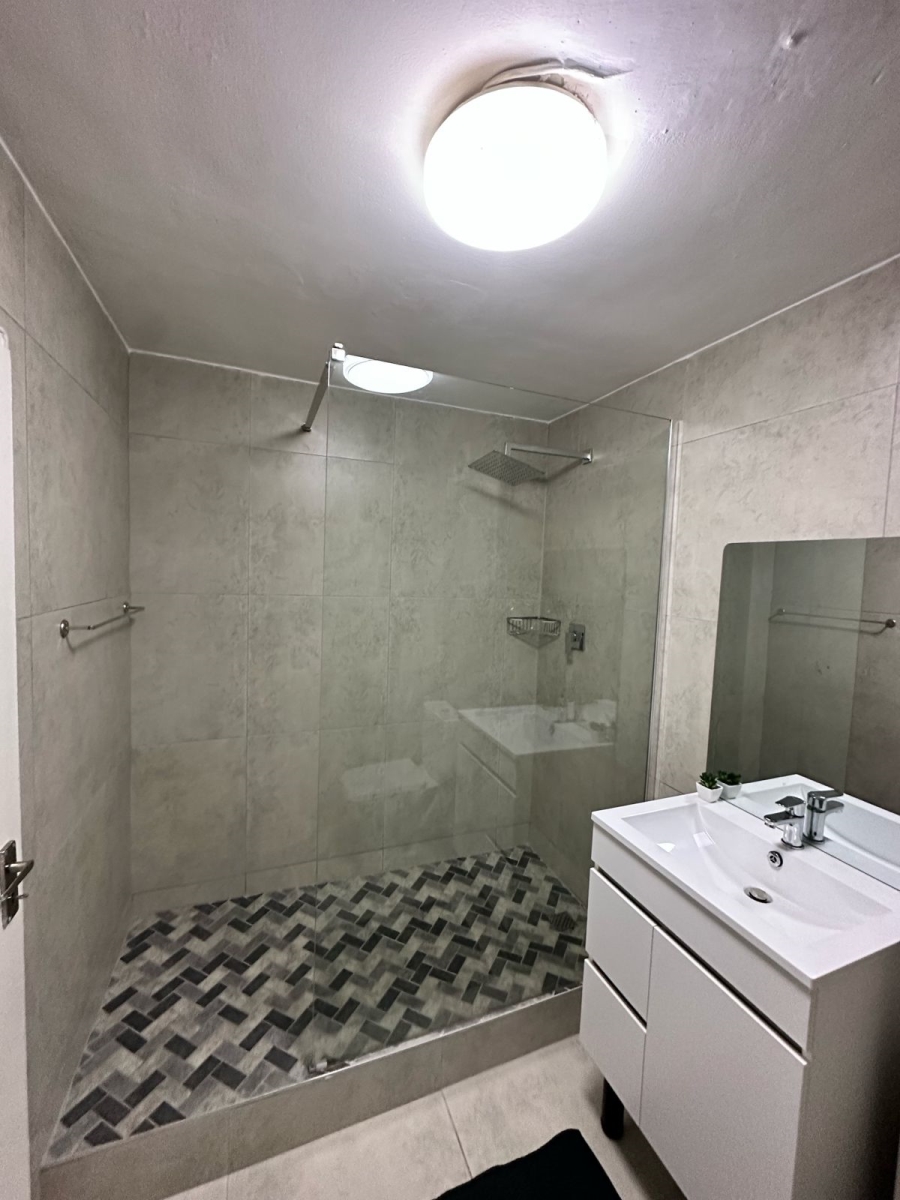 2 Bedroom Property for Sale in Point Waterfront KwaZulu-Natal