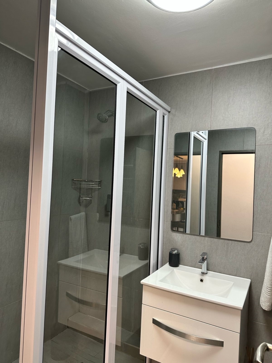 2 Bedroom Property for Sale in Point Waterfront KwaZulu-Natal