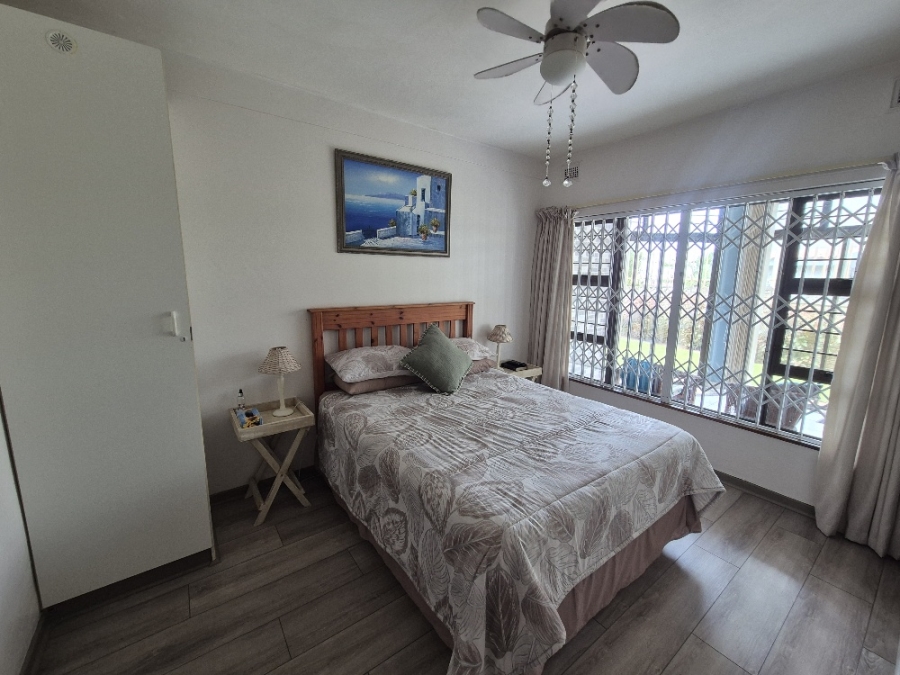 2 Bedroom Property for Sale in Manaba Beach KwaZulu-Natal