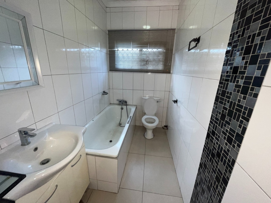 2 Bedroom Property for Sale in Bluff KwaZulu-Natal