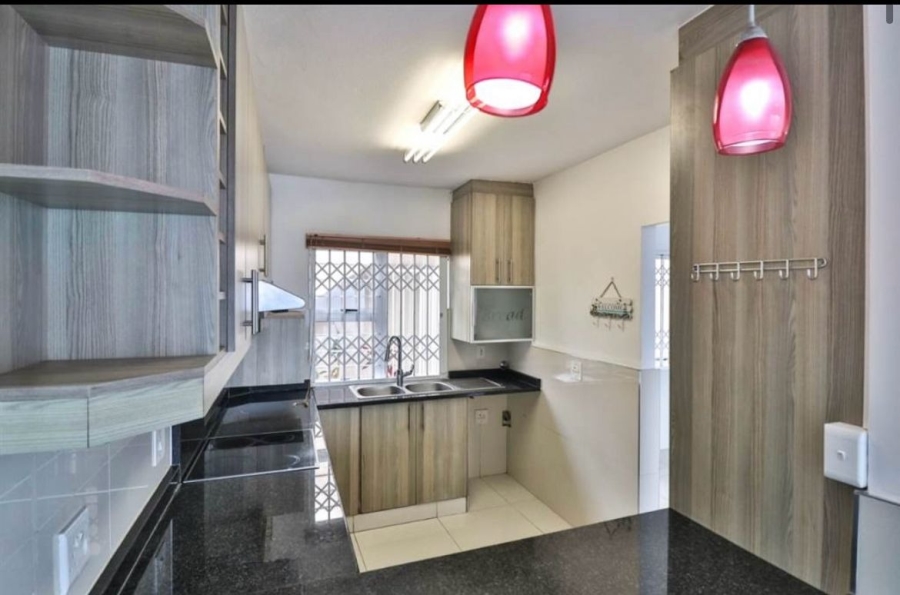 To Let 3 Bedroom Property for Rent in Bluff KwaZulu-Natal