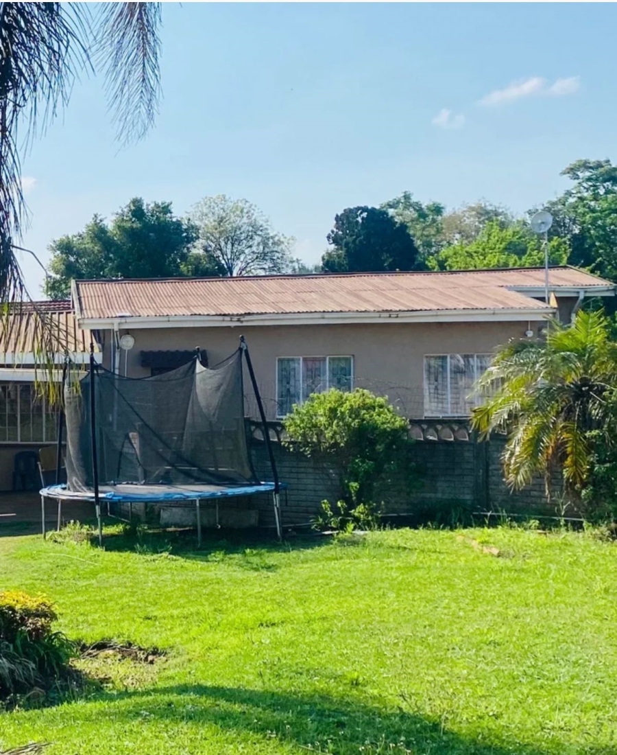 To Let 2 Bedroom Property for Rent in Howick West KwaZulu-Natal