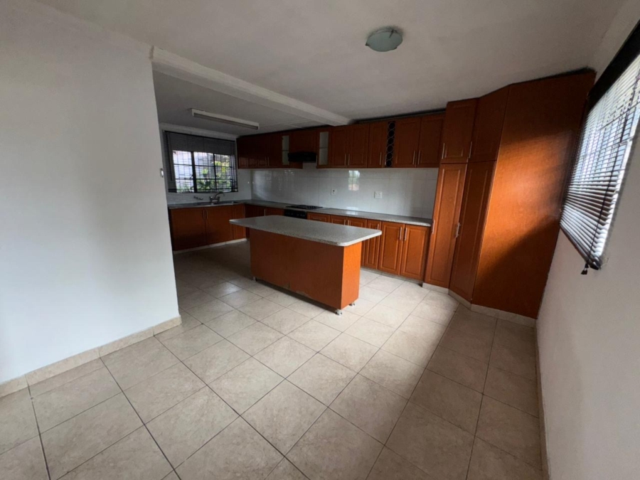 To Let 2 Bedroom Property for Rent in Mountain Rise KwaZulu-Natal