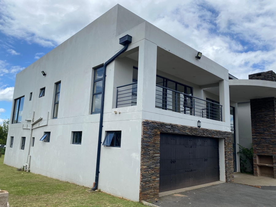 6 Bedroom Property for Sale in Hilton Gardens KwaZulu-Natal