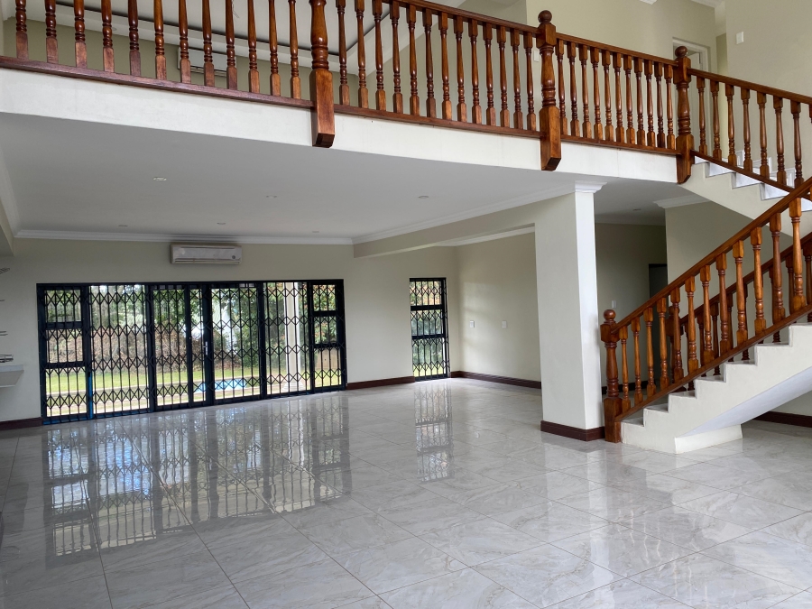 6 Bedroom Property for Sale in Hilton Gardens KwaZulu-Natal