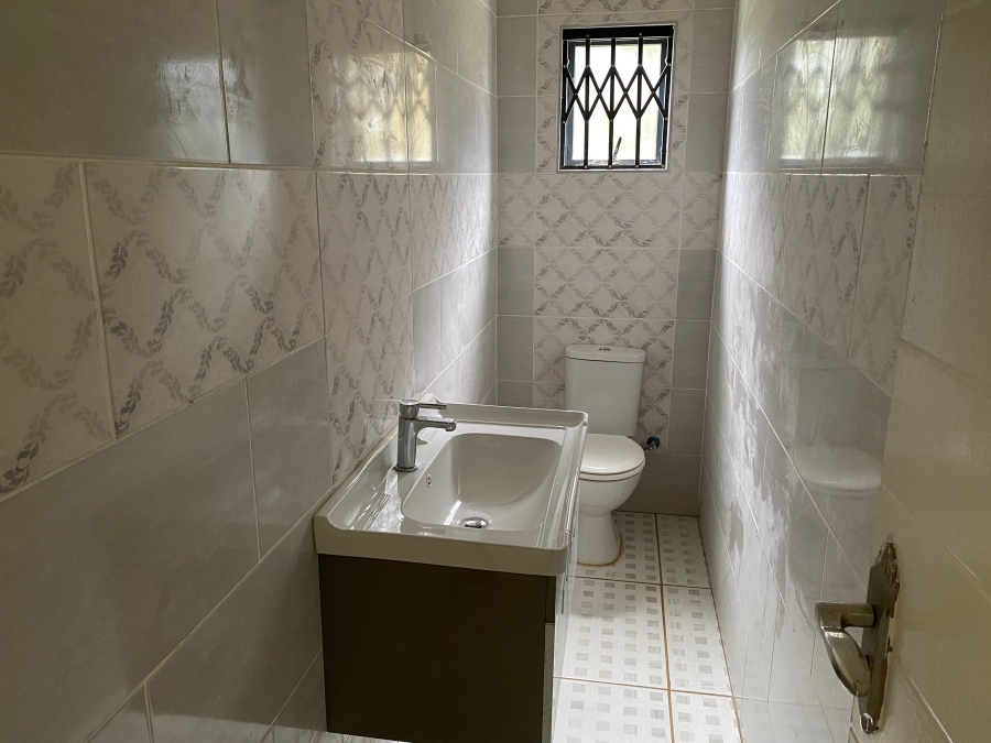 6 Bedroom Property for Sale in Hilton Gardens KwaZulu-Natal