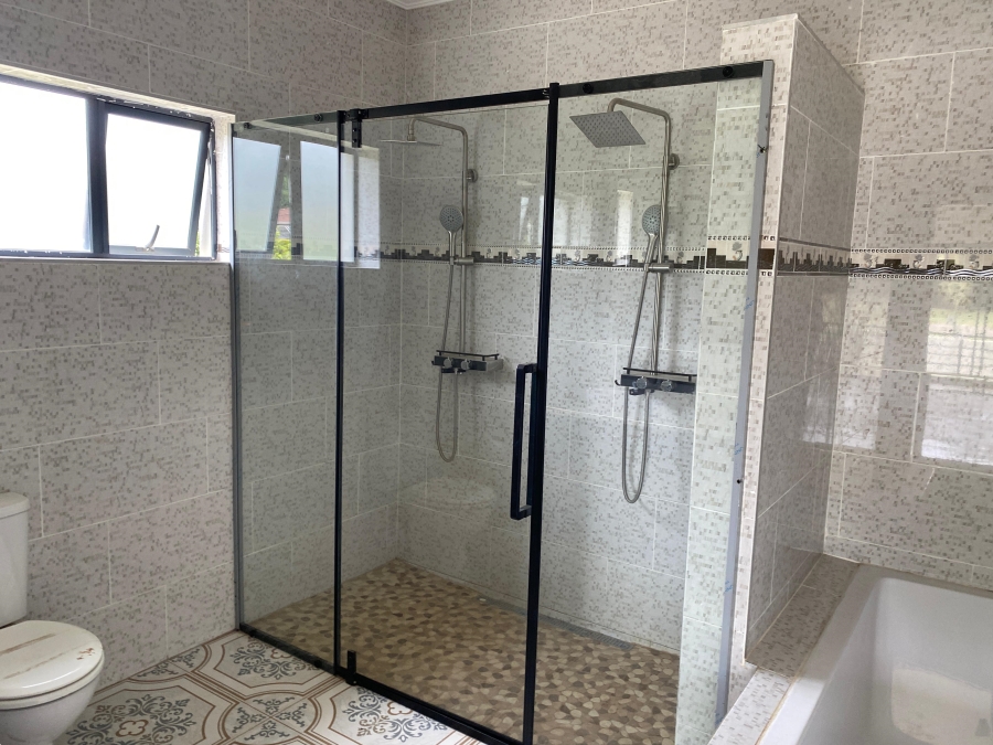 6 Bedroom Property for Sale in Hilton Gardens KwaZulu-Natal