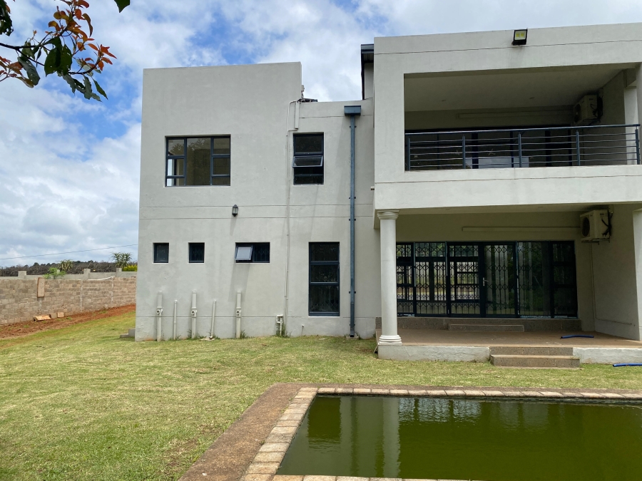 6 Bedroom Property for Sale in Hilton Gardens KwaZulu-Natal