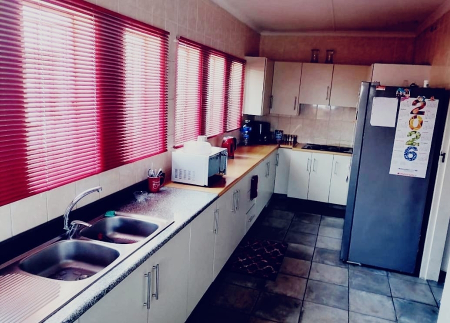 4 Bedroom Property for Sale in Allandale KwaZulu-Natal