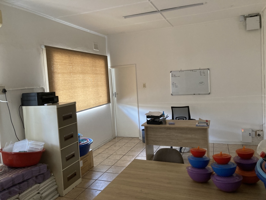 To Let commercial Property for Rent in Westmead KwaZulu-Natal