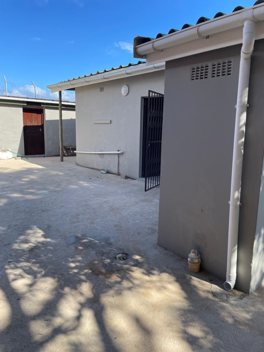 Commercial Property for Sale in Scottburgh Central KwaZulu-Natal