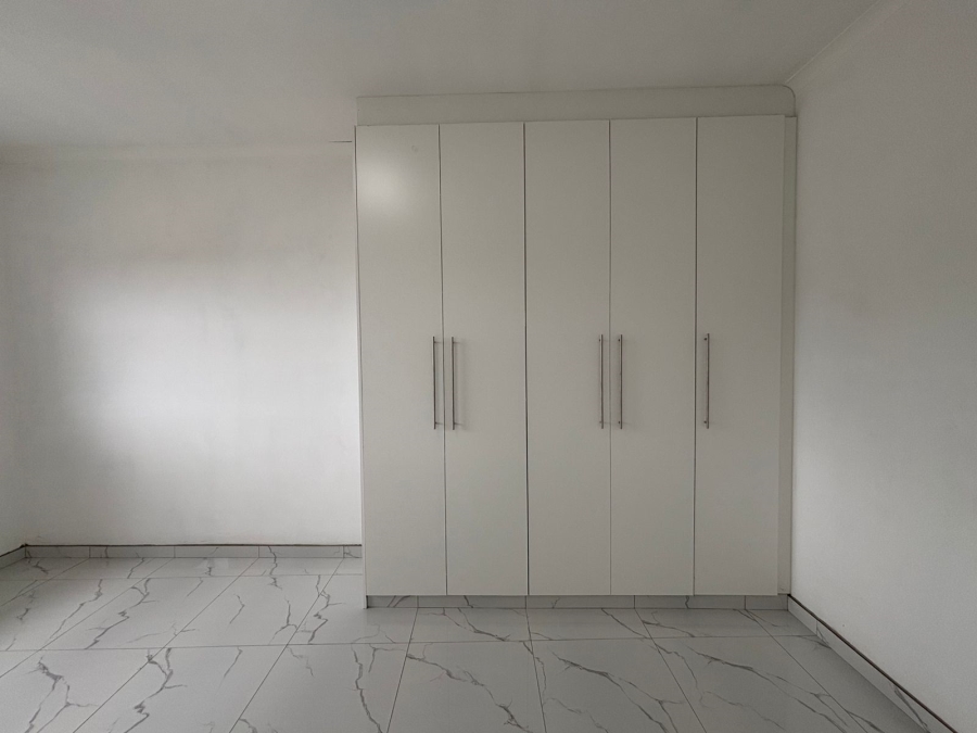 To Let 2 Bedroom Property for Rent in Parlock KwaZulu-Natal