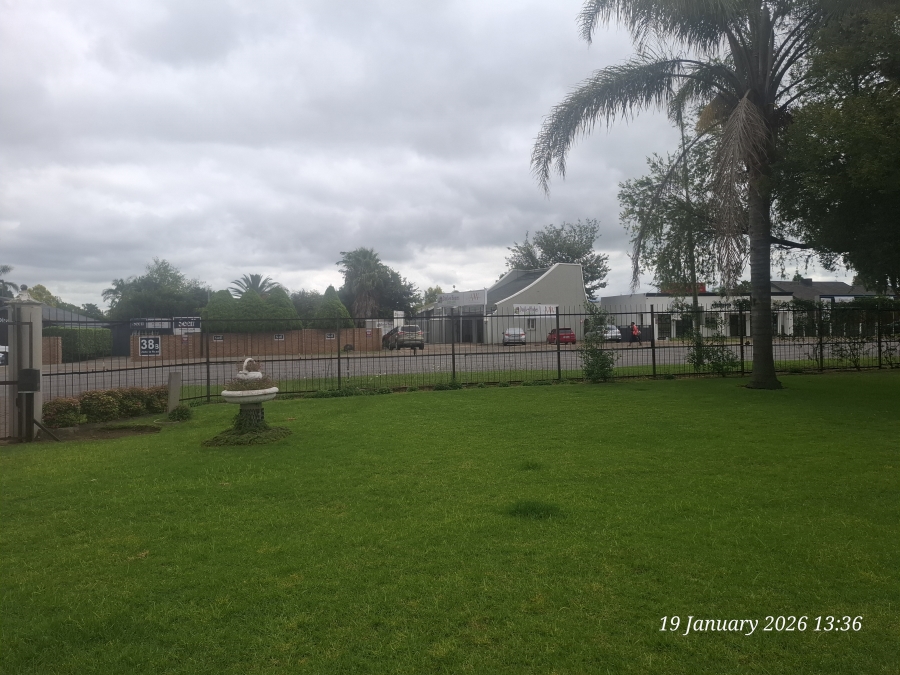 To Let commercial Property for Rent in Pioneer Park KwaZulu-Natal