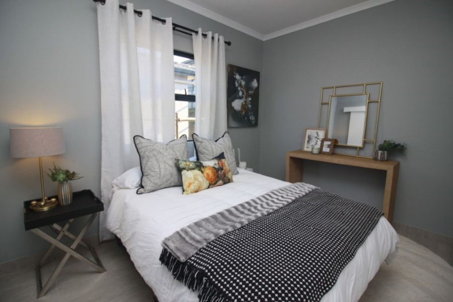 2 Bedroom Property for Sale in Shakaskraal KwaZulu-Natal