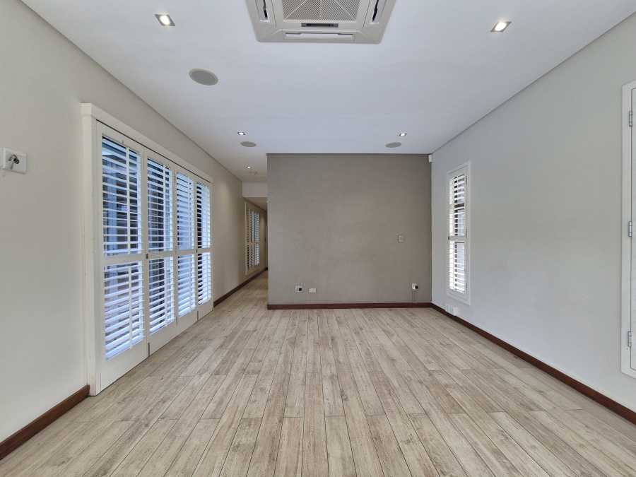 4 Bedroom Property for Sale in Ballito Central KwaZulu-Natal