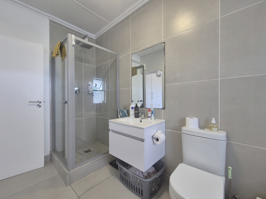 2 Bedroom Property for Sale in Ballitoville KwaZulu-Natal