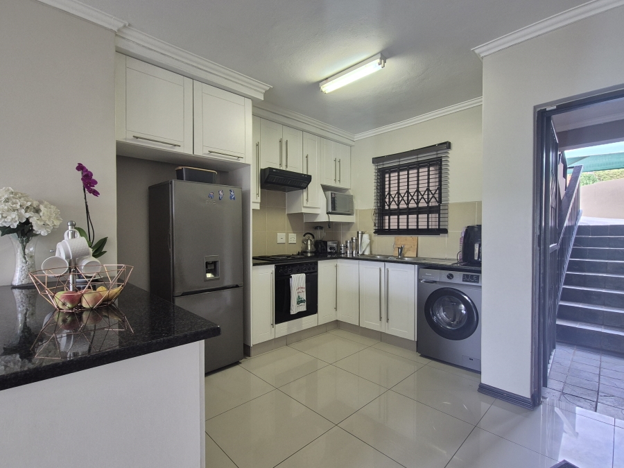 3 Bedroom Property for Sale in Westbrook KwaZulu-Natal