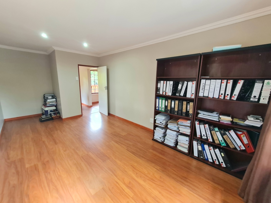 5 Bedroom Property for Sale in Boughton KwaZulu-Natal