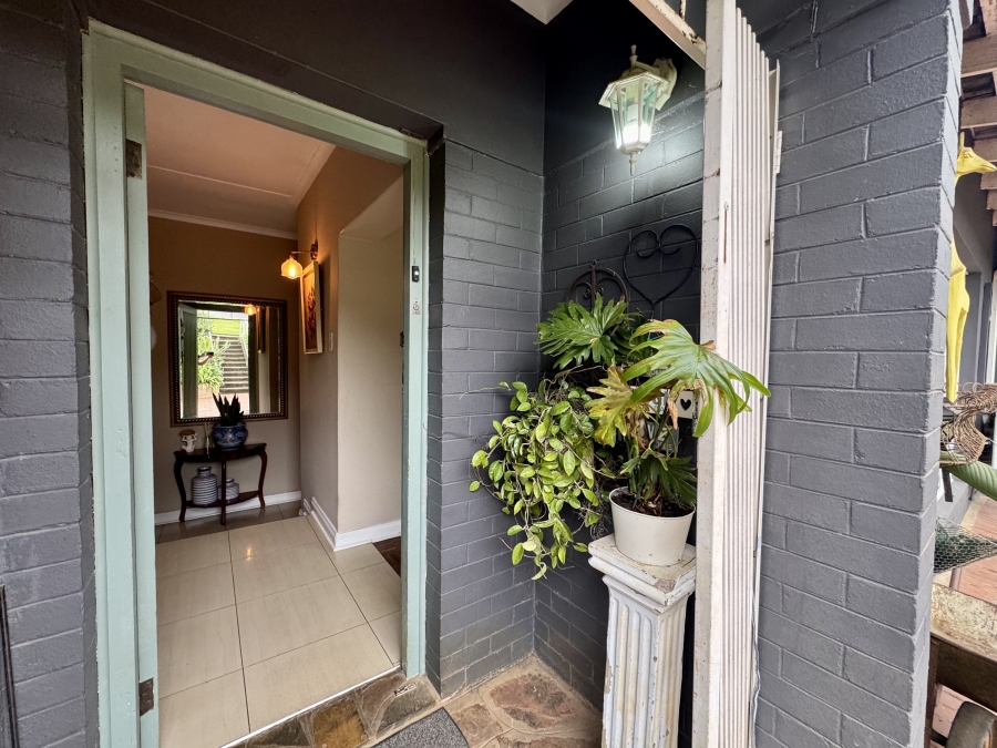 5 Bedroom Property for Sale in Hayfields KwaZulu-Natal