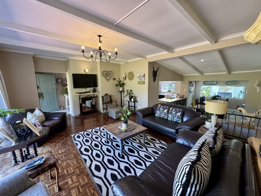 5 Bedroom Property for Sale in Hayfields KwaZulu-Natal