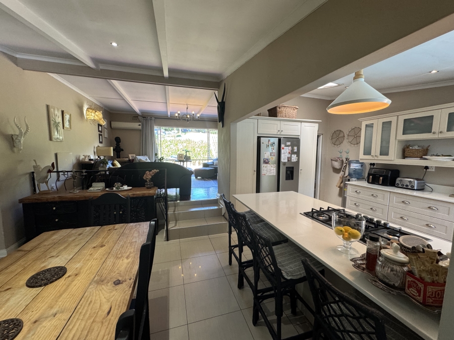 5 Bedroom Property for Sale in Hayfields KwaZulu-Natal