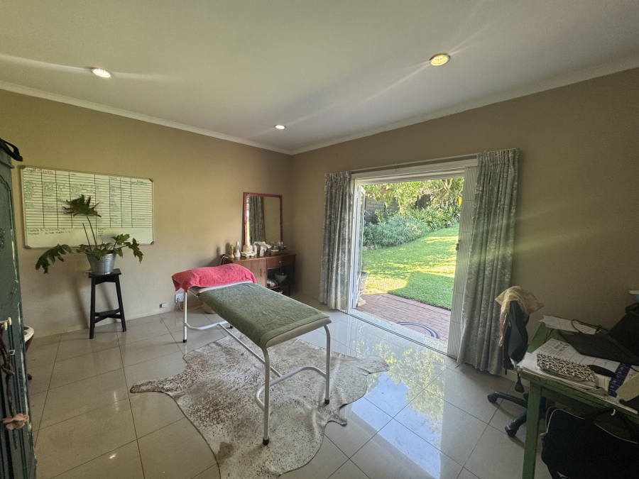 5 Bedroom Property for Sale in Hayfields KwaZulu-Natal