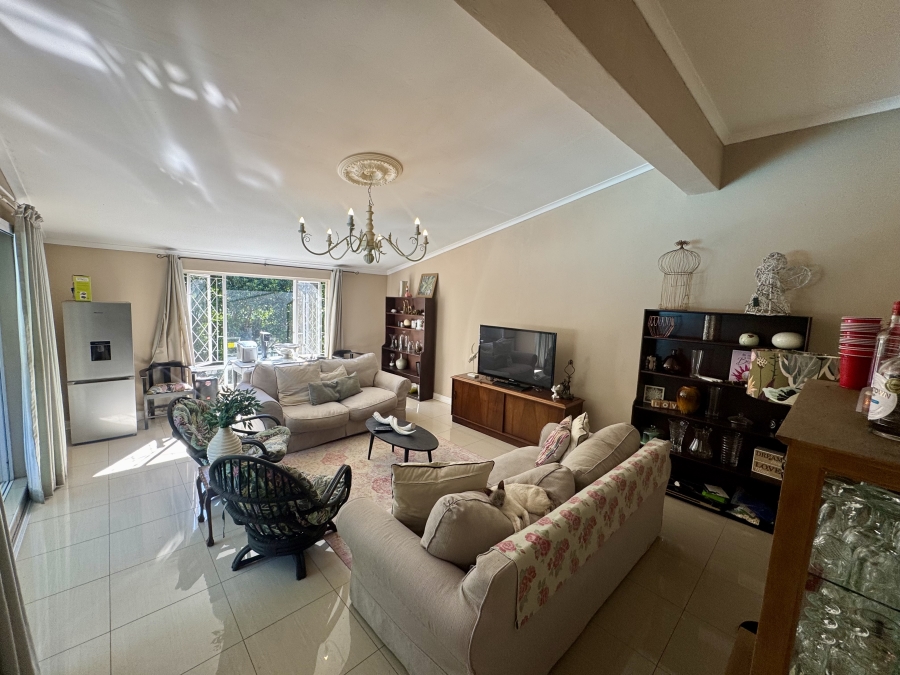5 Bedroom Property for Sale in Hayfields KwaZulu-Natal