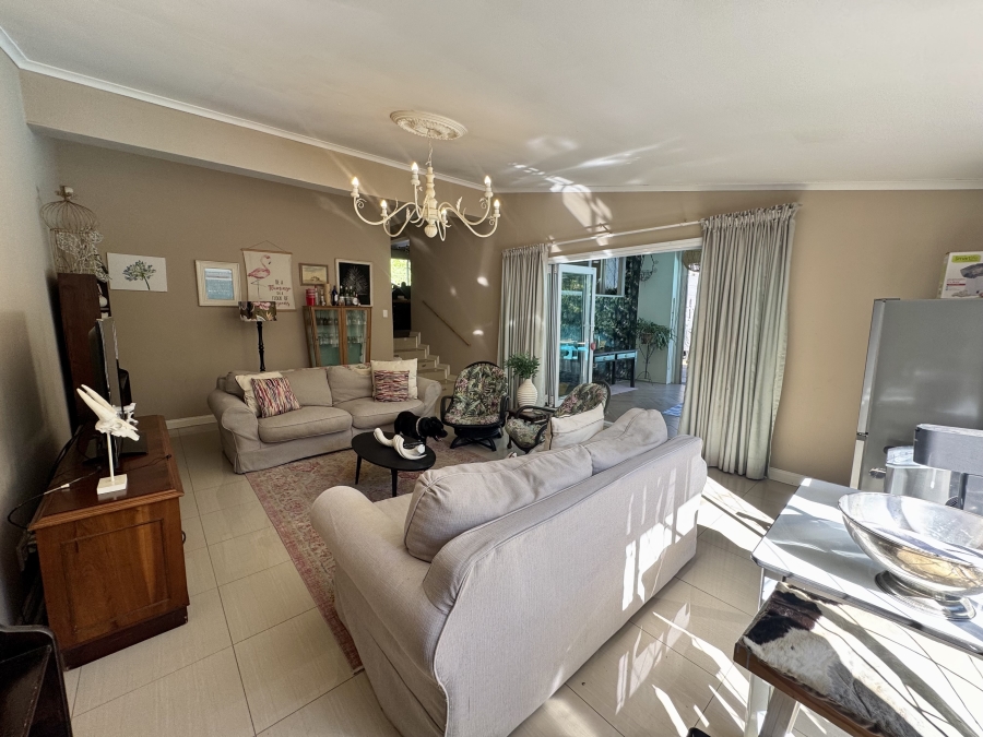 5 Bedroom Property for Sale in Hayfields KwaZulu-Natal