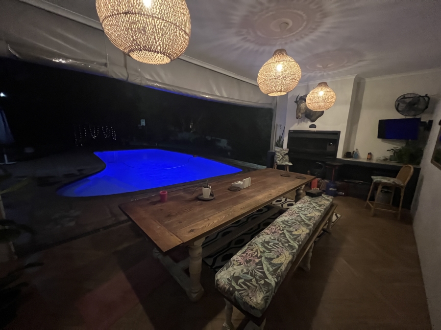 5 Bedroom Property for Sale in Hayfields KwaZulu-Natal