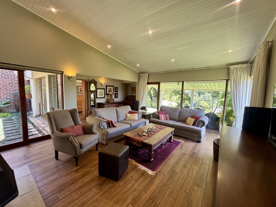 5 Bedroom Property for Sale in Clarendon KwaZulu-Natal