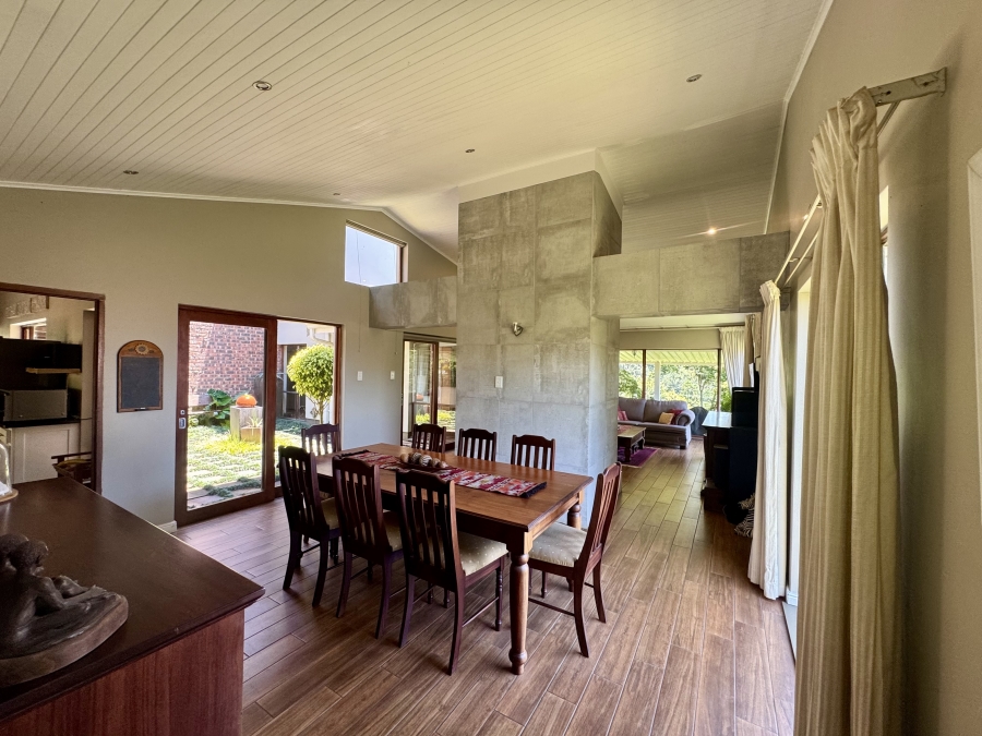 5 Bedroom Property for Sale in Clarendon KwaZulu-Natal