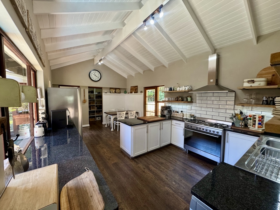 5 Bedroom Property for Sale in Clarendon KwaZulu-Natal