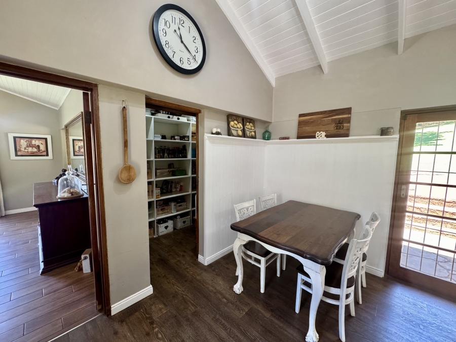 5 Bedroom Property for Sale in Clarendon KwaZulu-Natal