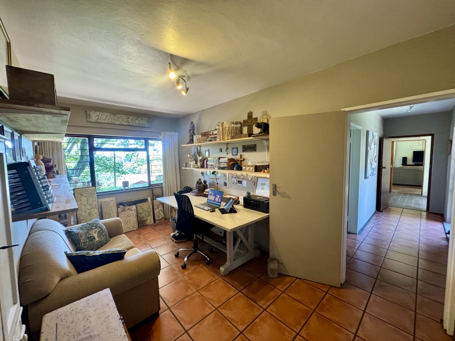 5 Bedroom Property for Sale in Clarendon KwaZulu-Natal