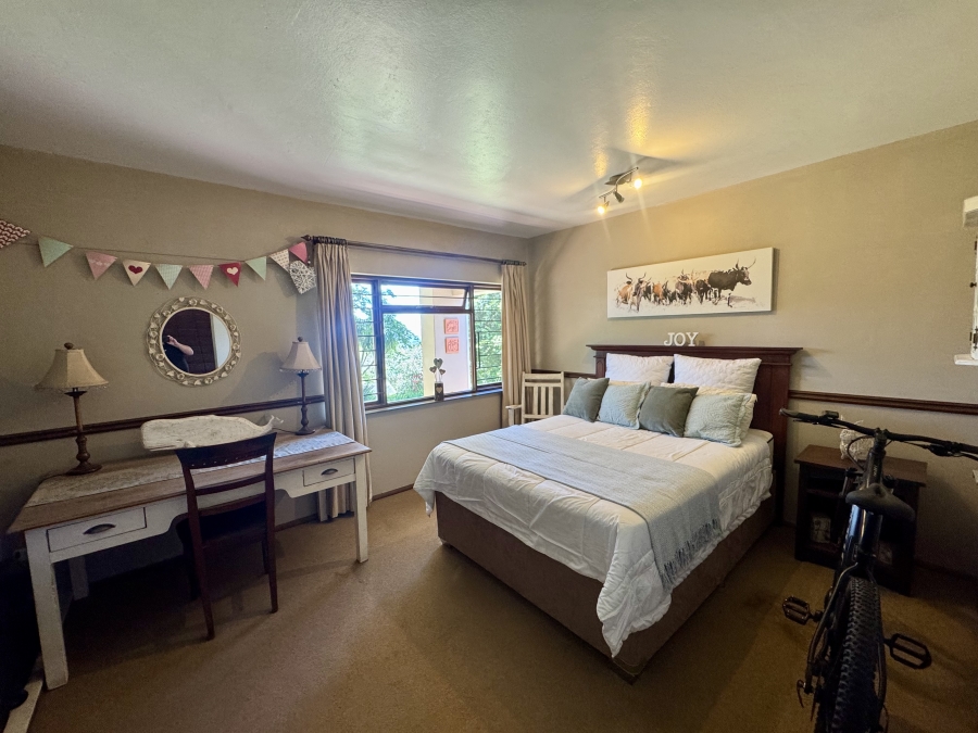 5 Bedroom Property for Sale in Clarendon KwaZulu-Natal